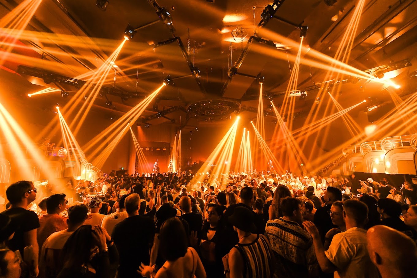 14 Best Nightclubs In Miami in 2024 - Where To Enjoy Those Tropical Nights image 21